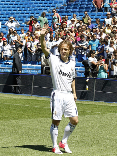 欧联杯多场比赛战罢