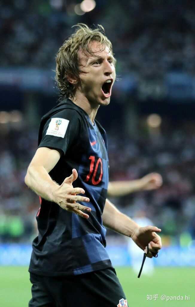 Shams：欧文在纽约成功接受了左膝前交叉韧带撕裂手术